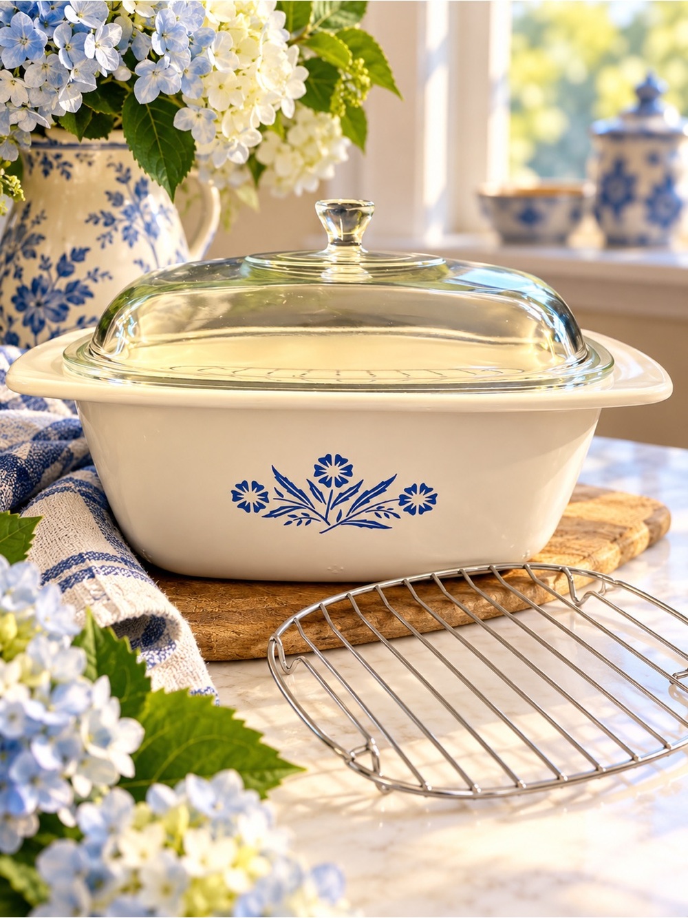 Vintage Corning Ware Blue Cornflower P-34-B 4 Qt Dutch Oven